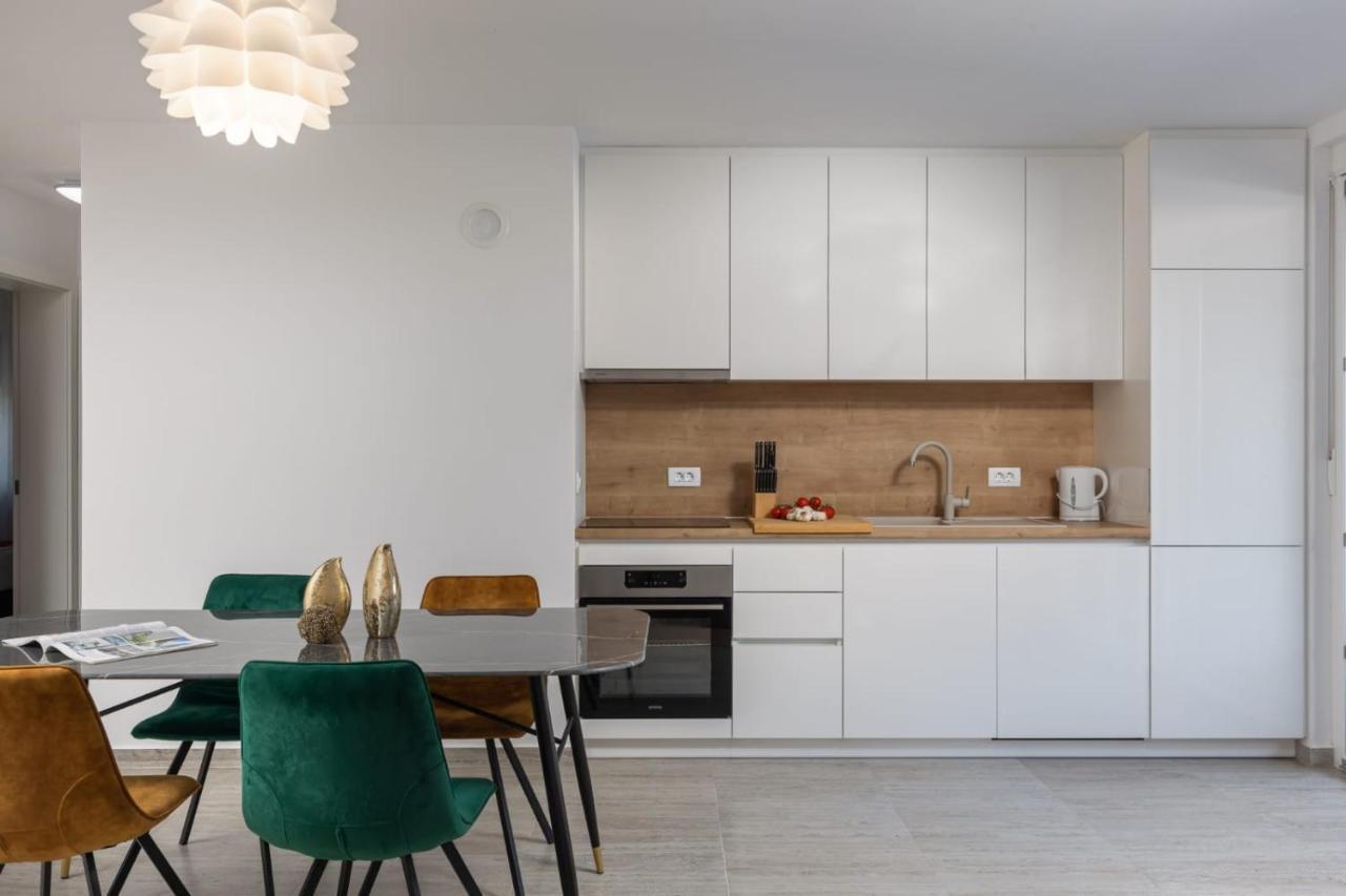 נין Apartments Cesare מראה חיצוני תמונה