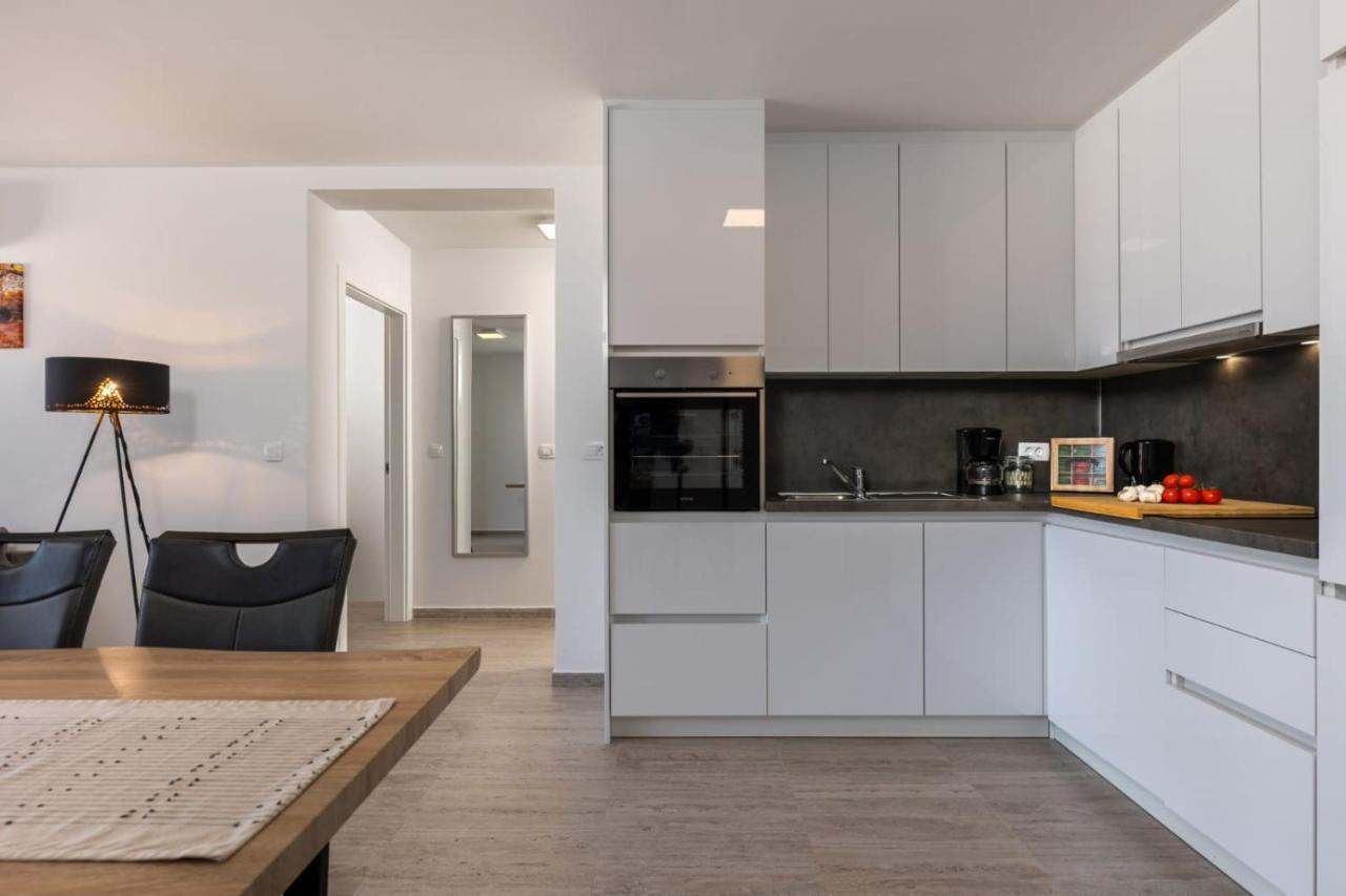נין Apartments Cesare מראה חיצוני תמונה
