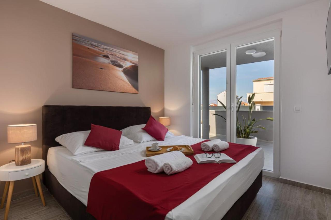 נין Apartments Cesare מראה חיצוני תמונה