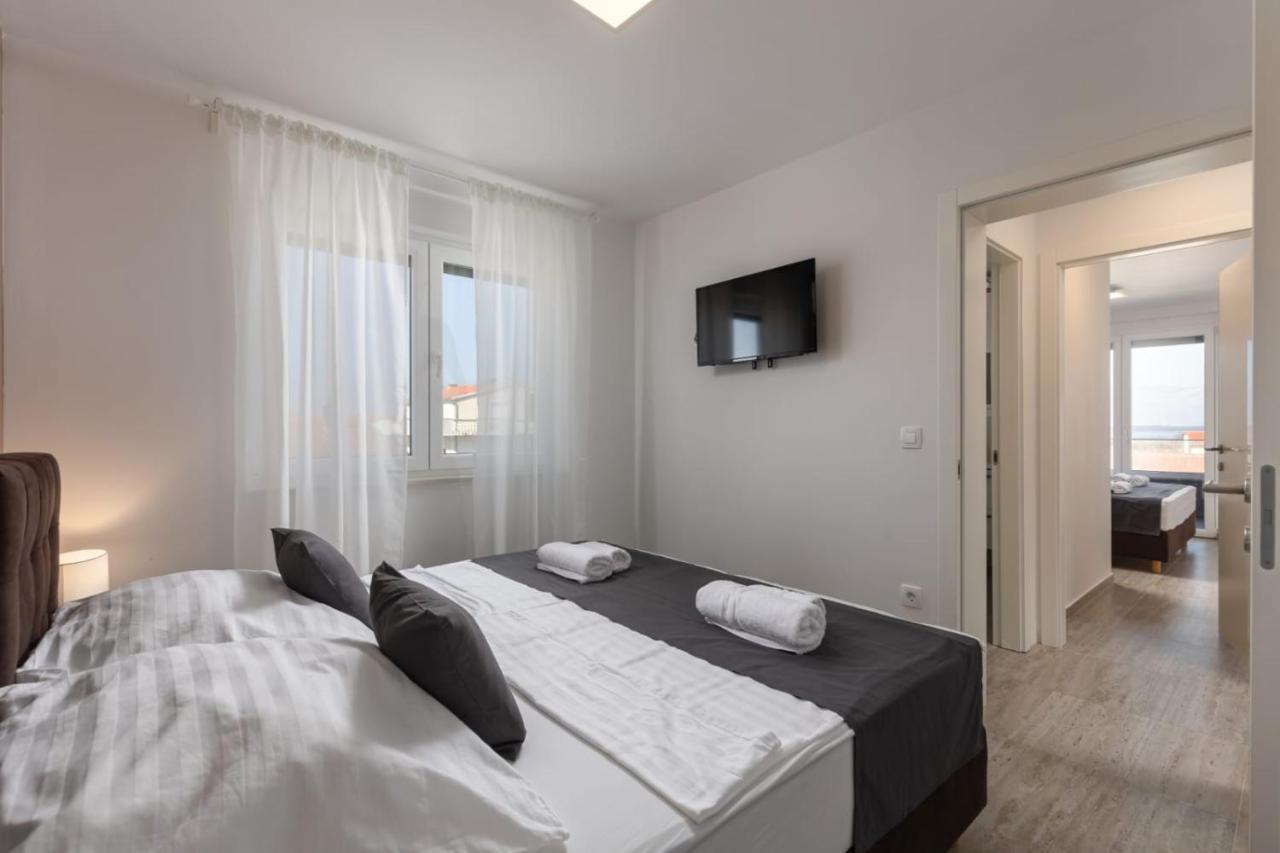 נין Apartments Cesare מראה חיצוני תמונה